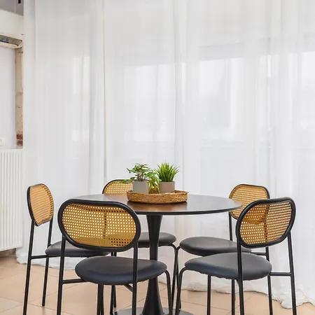 Apartment Retro In The Center By Binobi!